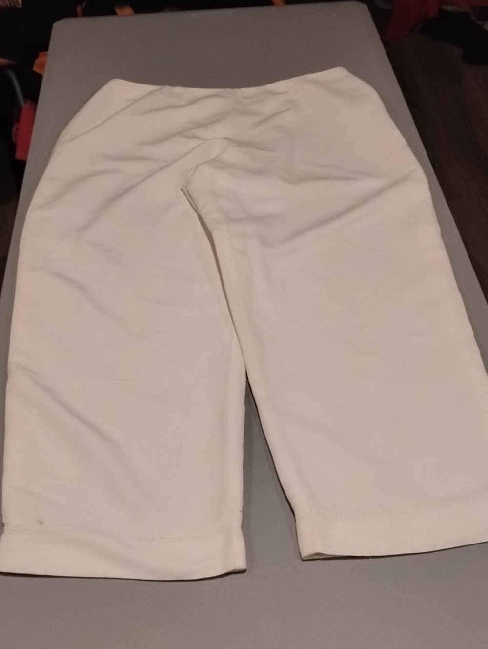 Liz Claiborne Cream Linen Women's Shorts
